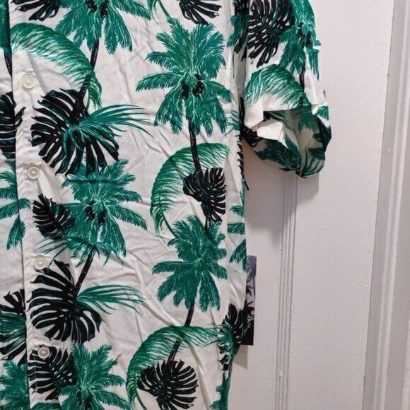 NWT Free Planet Eco Palm Leaf Tropical Short Sleeve Hawaiian Shirt - Picture 6 of 15